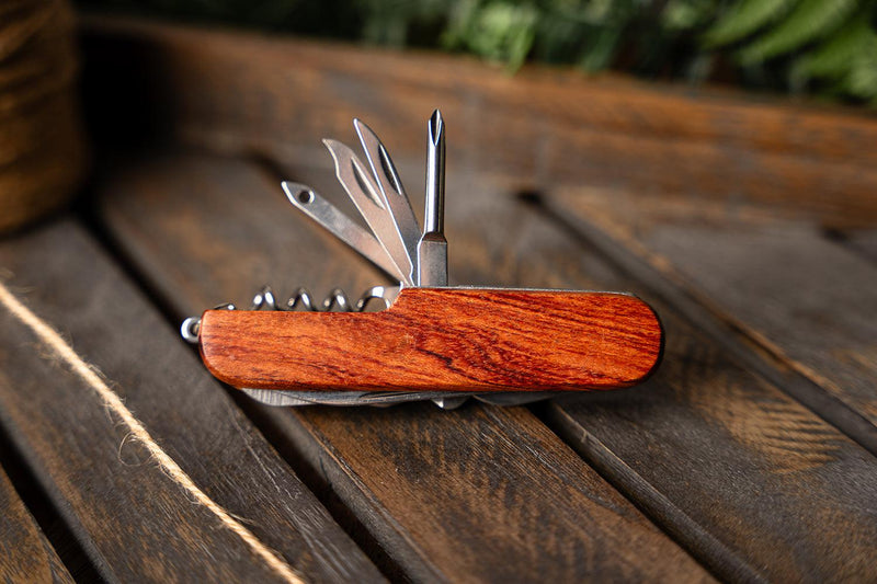 Personalized Multi-Tool Pocket Knives -  - Completeful