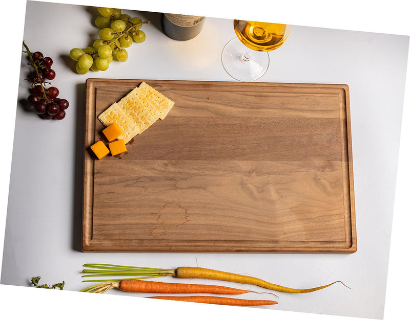 Personalized 11x17 Friendsgiving Cutting Board with Grooves - - Completeful