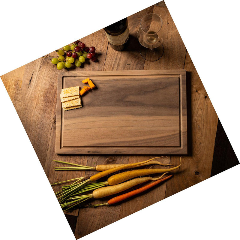 Personalized 11x17 Friendsgiving Cutting Board with Grooves - - Completeful