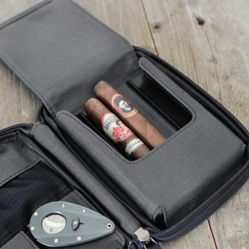 Flint Travel Leather Cigar Case - - Case Elegance