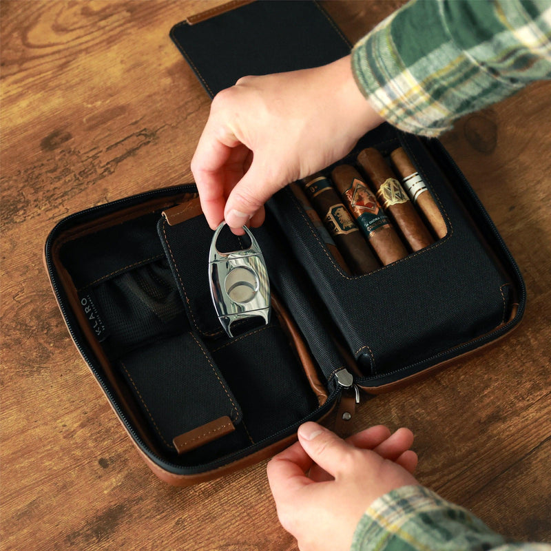 Flint Travel Leather Cigar Case - - Case Elegance